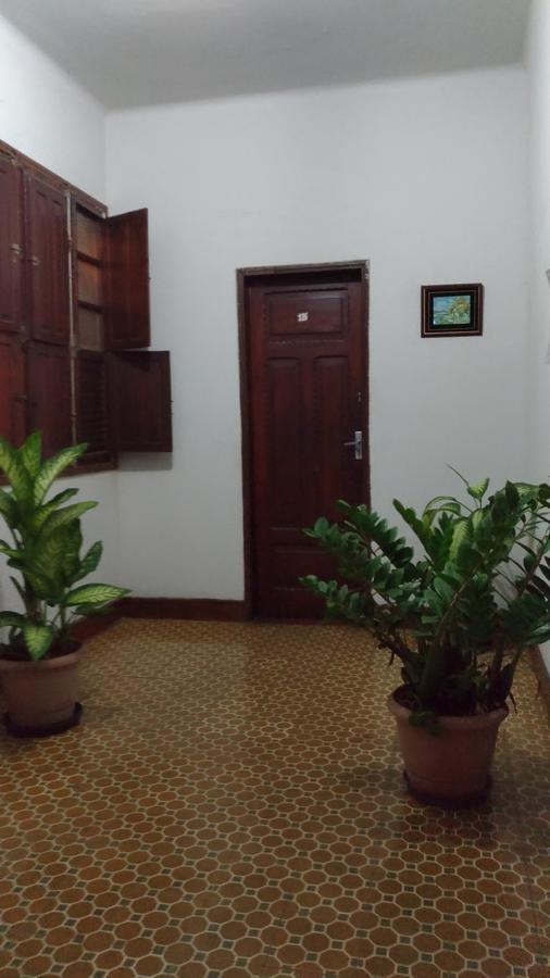 Hotel Indaia Governador Valadares Exterior foto